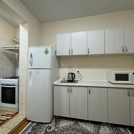 Yunusabad 7 Американский Посольство 塔什干 外观 照片